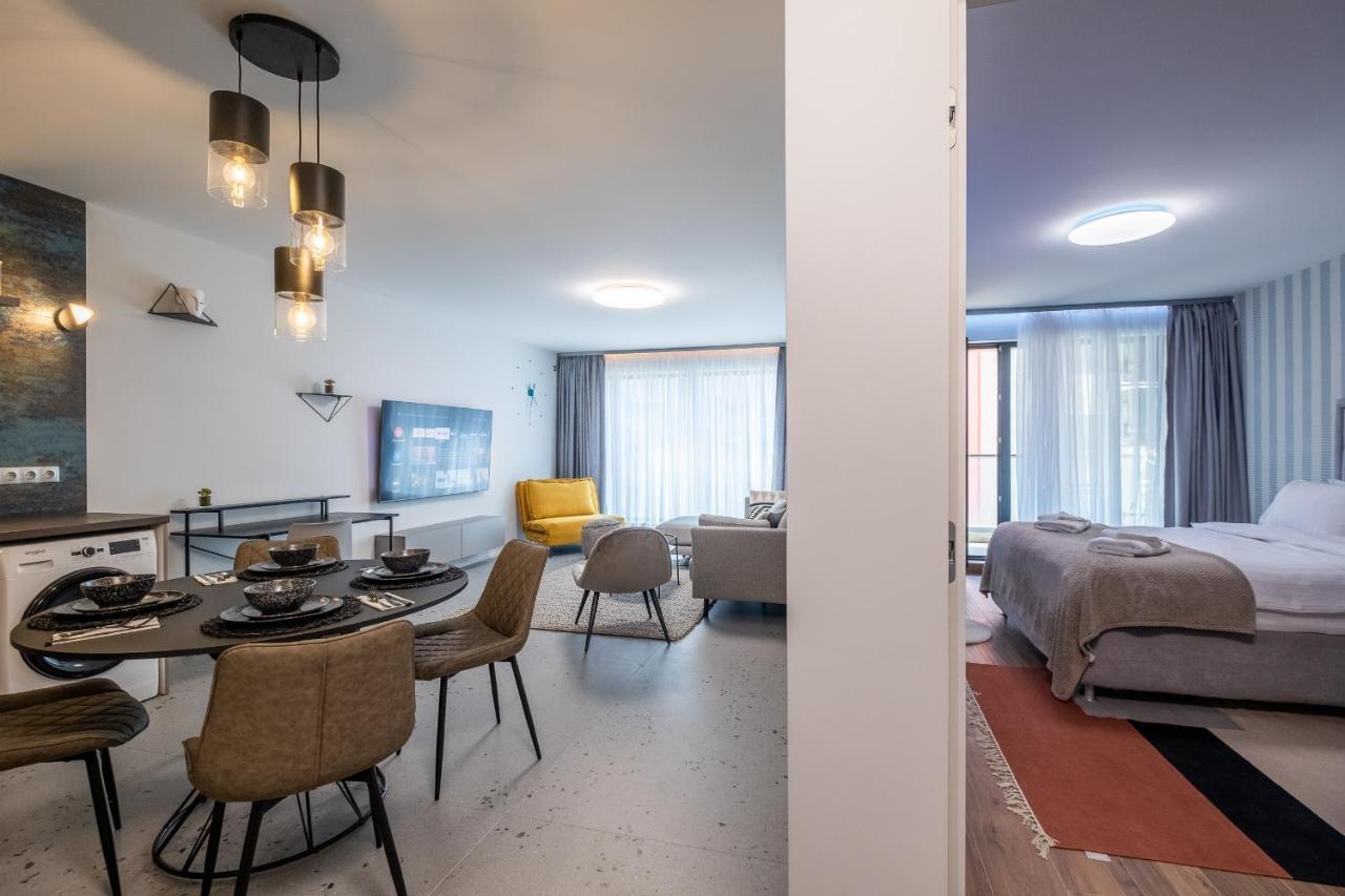 Emirates Lux Apartment And Parking Sofia Zewnętrze zdjęcie